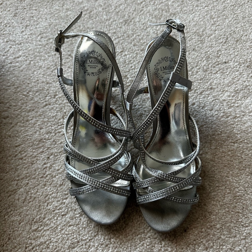 Silver Strappy Women's Sandals